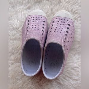 Native shoes - purple glitter